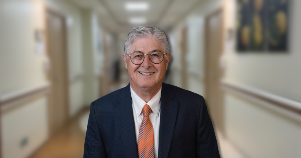 Carl Daniel, destacado en una historia de pacientes de UMC sobre recibir atención que le salvó la vida y formar una familia en El Paso.